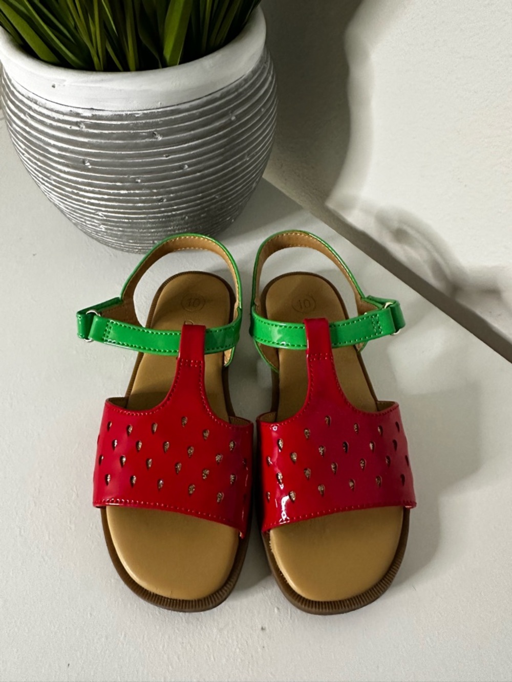 Cat & Jack Red and Green Girls' T-Strap Sandals Size 11